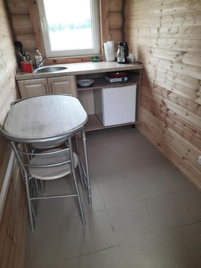 Hotel Viesu Maja Manturi Peipini Esterno foto